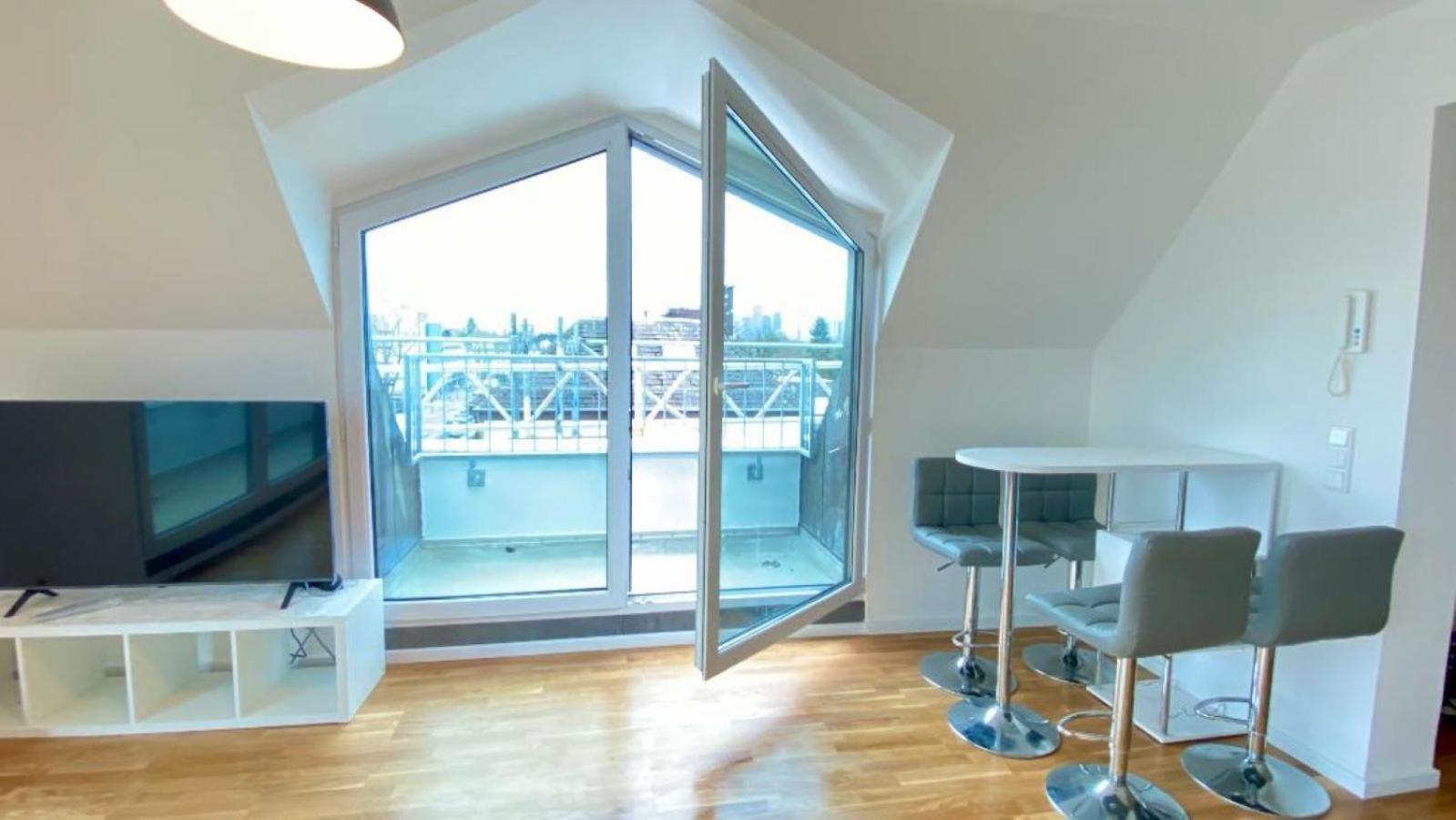 Schoenes Erwachen Im Frankfurter Penthouse Frankfurt am Main Bagian luar foto