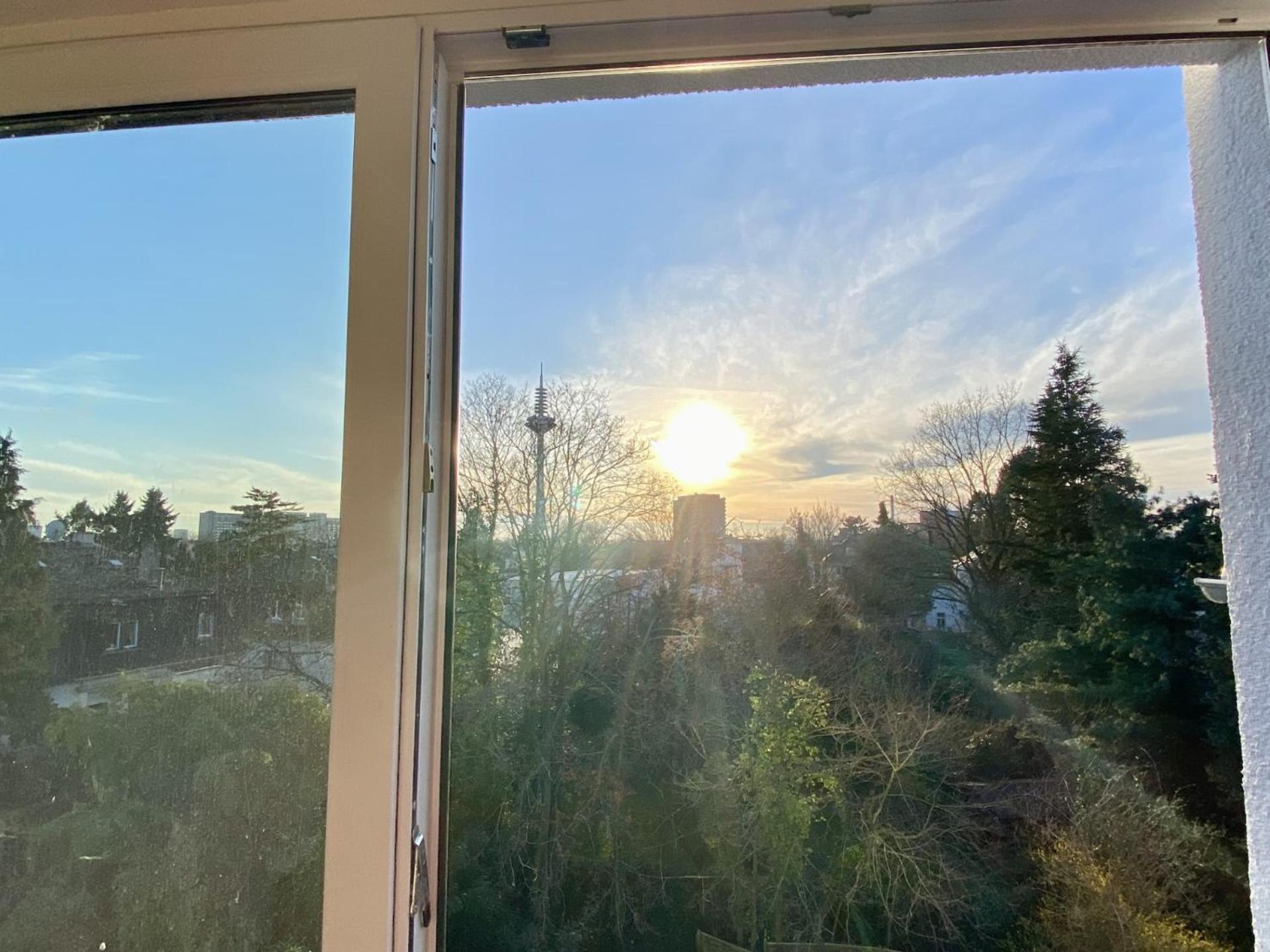 Schoenes Erwachen Im Frankfurter Penthouse Frankfurt am Main Bagian luar foto